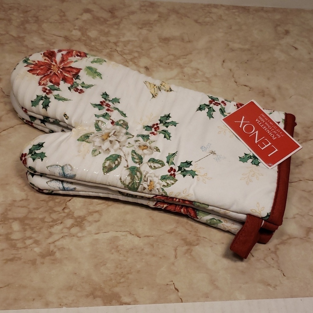 Lenox Floral Holiday Oven Mitts - White and Red New